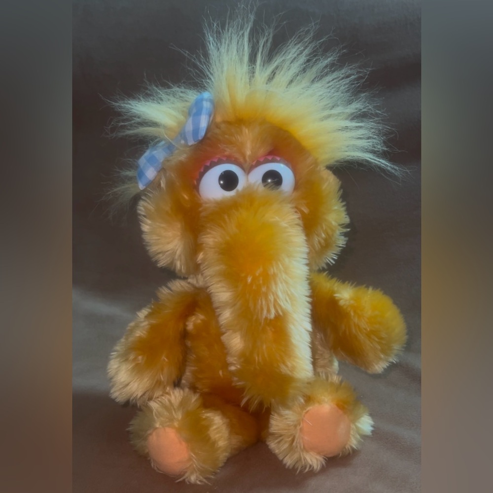 VINTAGE 1988 SESAME STREET Alice Snuffleupagus Plush
